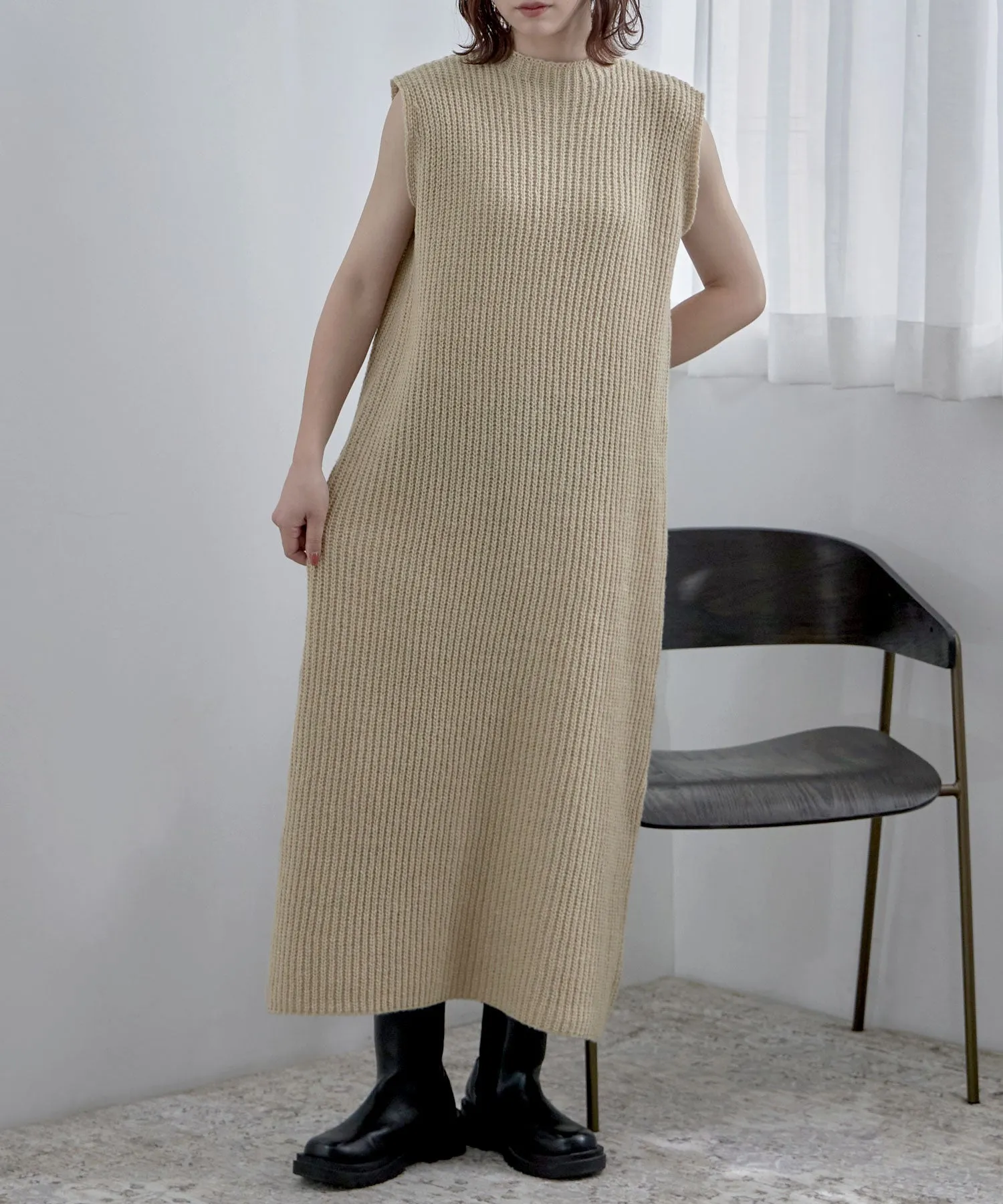 Turtleneck bolero knit & Sleeveless knit one-piece