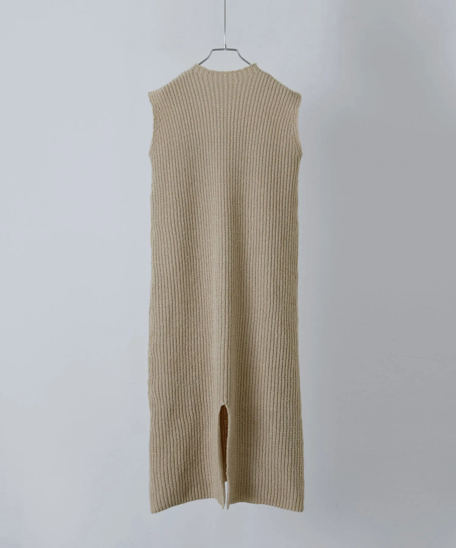Turtleneck bolero knit & Sleeveless knit one-piece