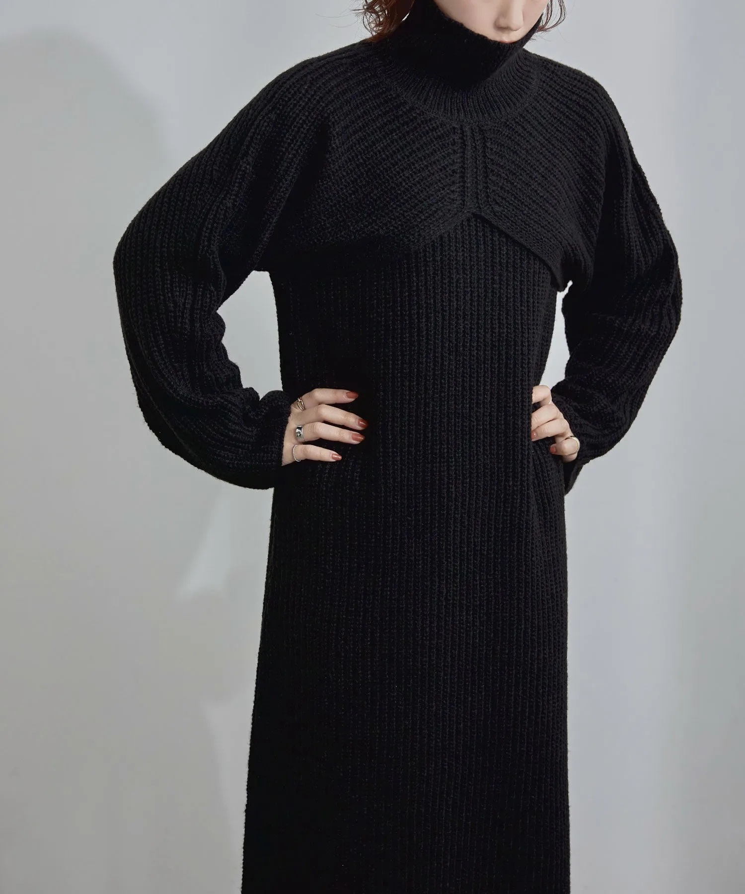 Turtleneck bolero knit & Sleeveless knit one-piece