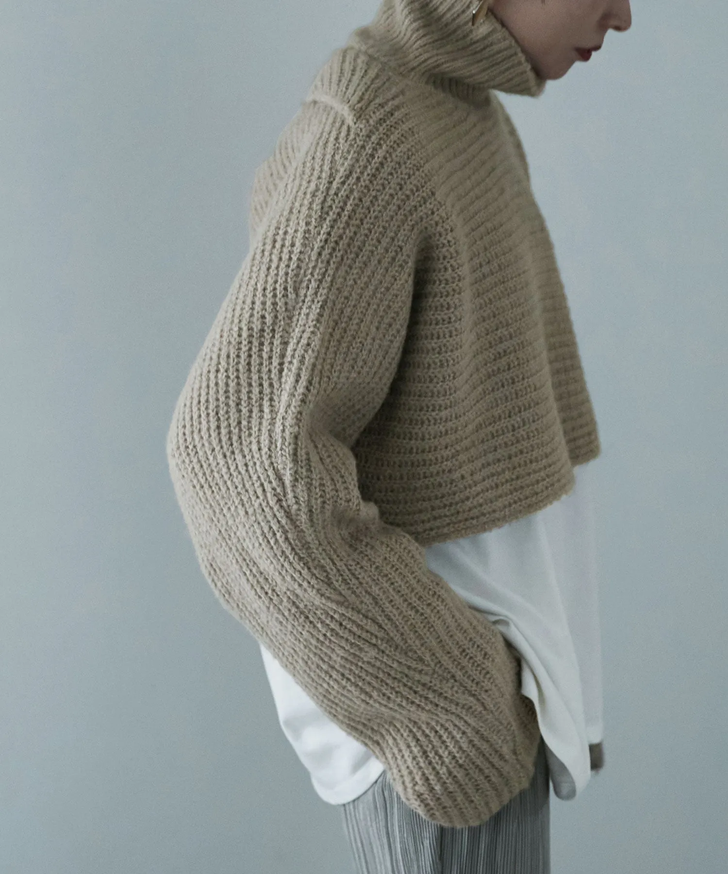 Turtleneck bolero knit