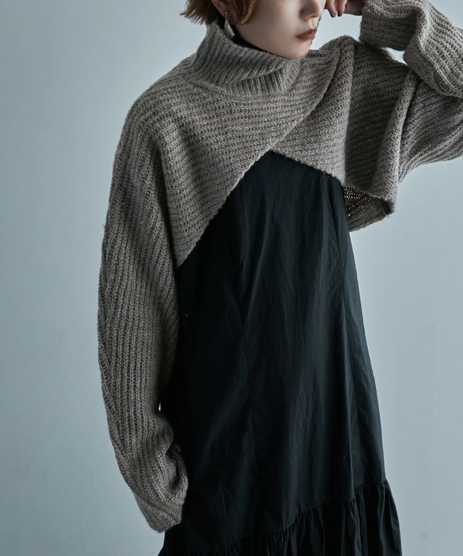 Turtleneck bolero knit