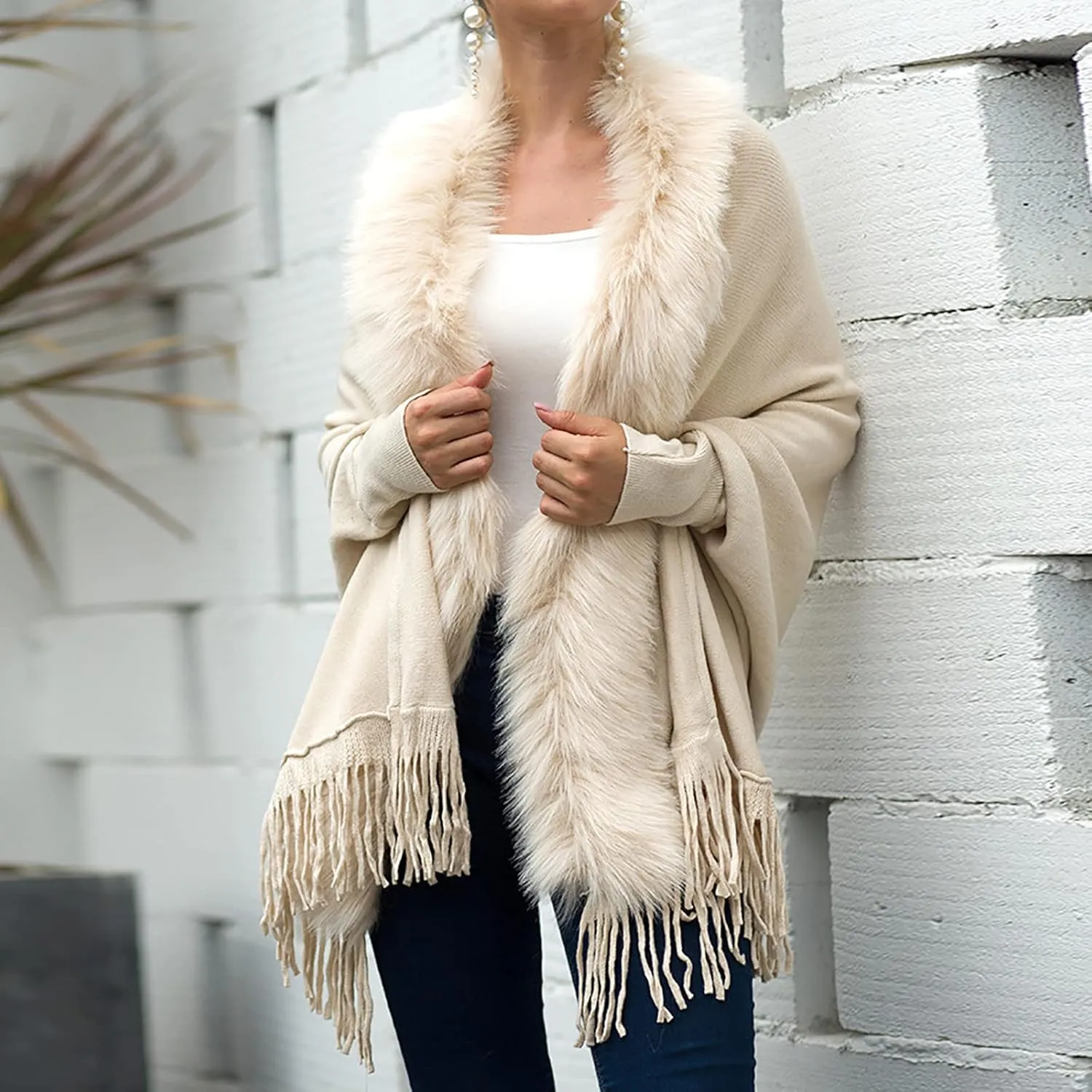 Women's Faux Fur Collar Cardigan Sweater Elegant Batwing Long Sleeve Knit Cape Tassel Shawl Open Front Outerwear Cloak